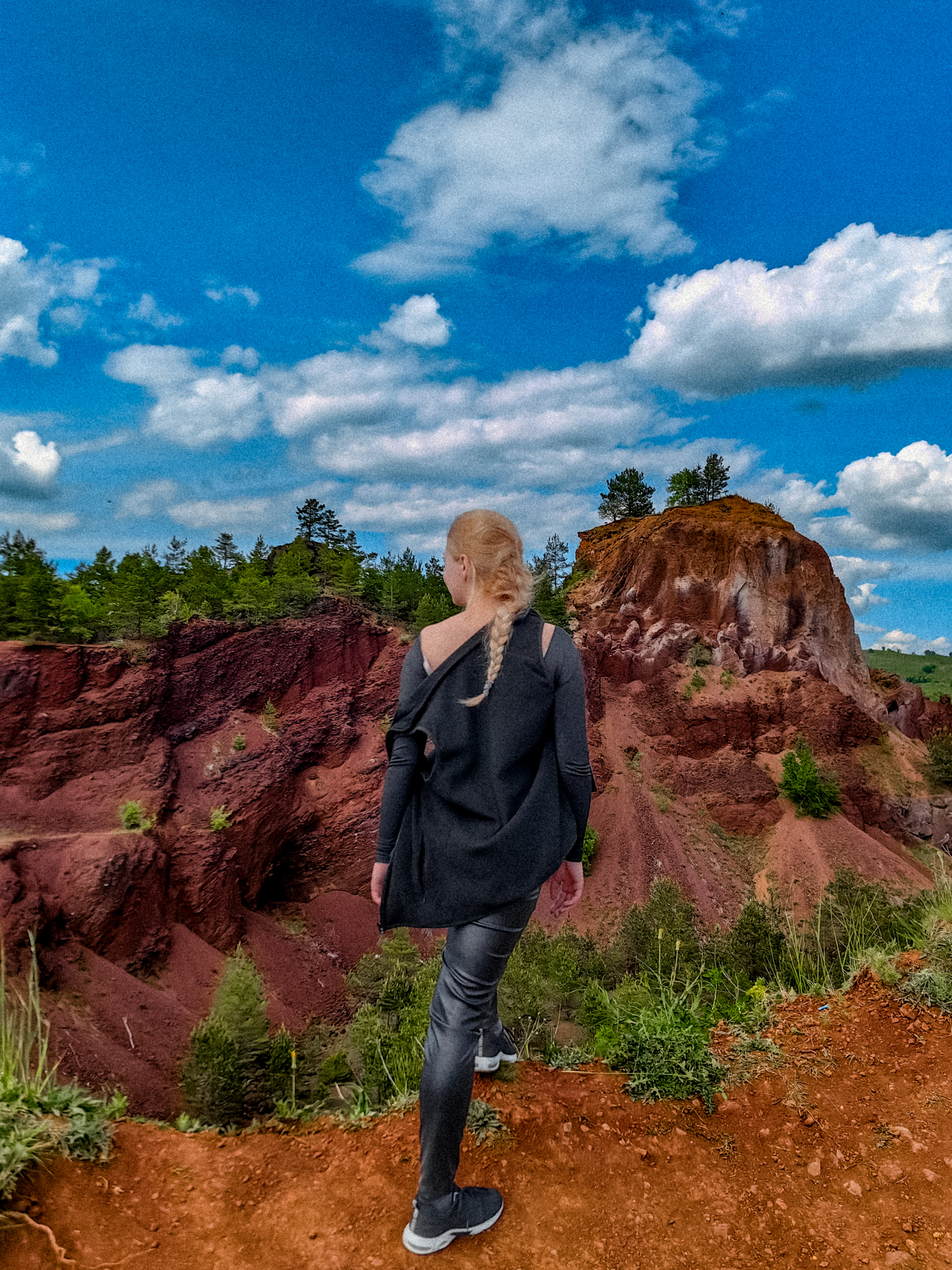 Irinel Racos Discover Racoș Volcano, Emerald Lake, and Basalt Columns in Romania ...