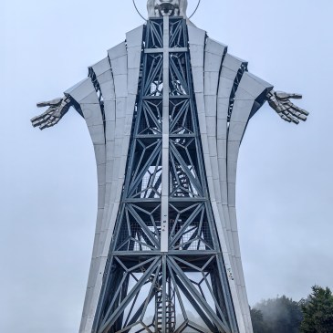 inima lui isus/ statue heart of jesus